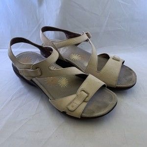 Dansko Irene sandals strappy tan light brown Sand 38 Leather Upper Adjustable